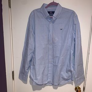 Men’s large vineyard vines shirt